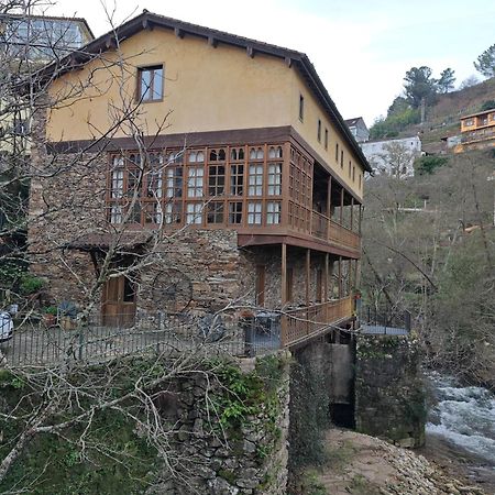 Acea Do Bubal Guest House Os Peares ภายนอก รูปภาพ