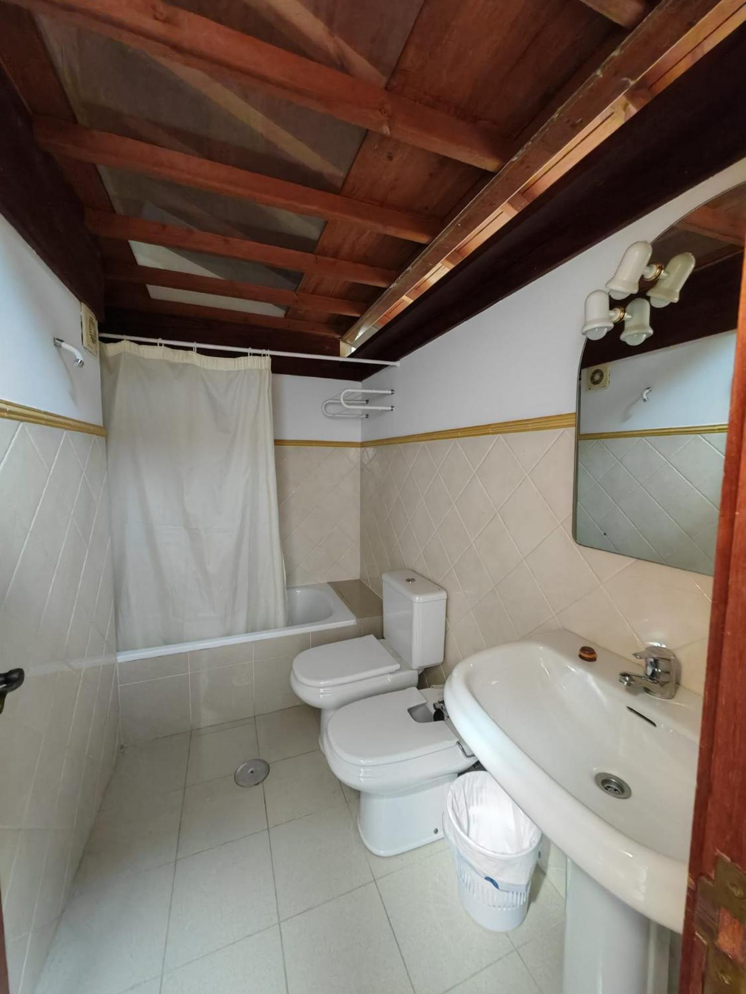 Acea Do Bubal Guest House Os Peares ภายนอก รูปภาพ