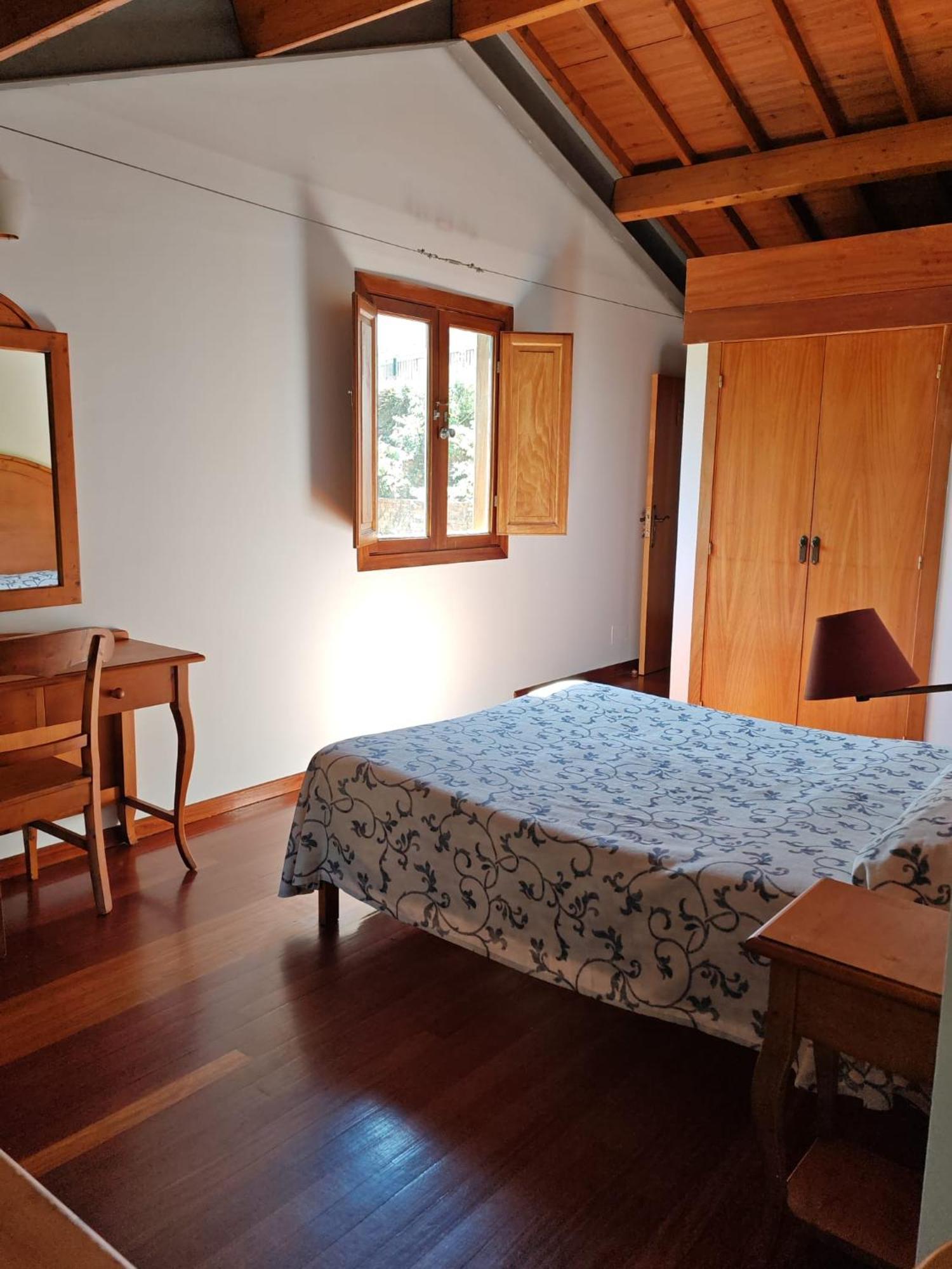 Acea Do Bubal Guest House Os Peares ภายนอก รูปภาพ