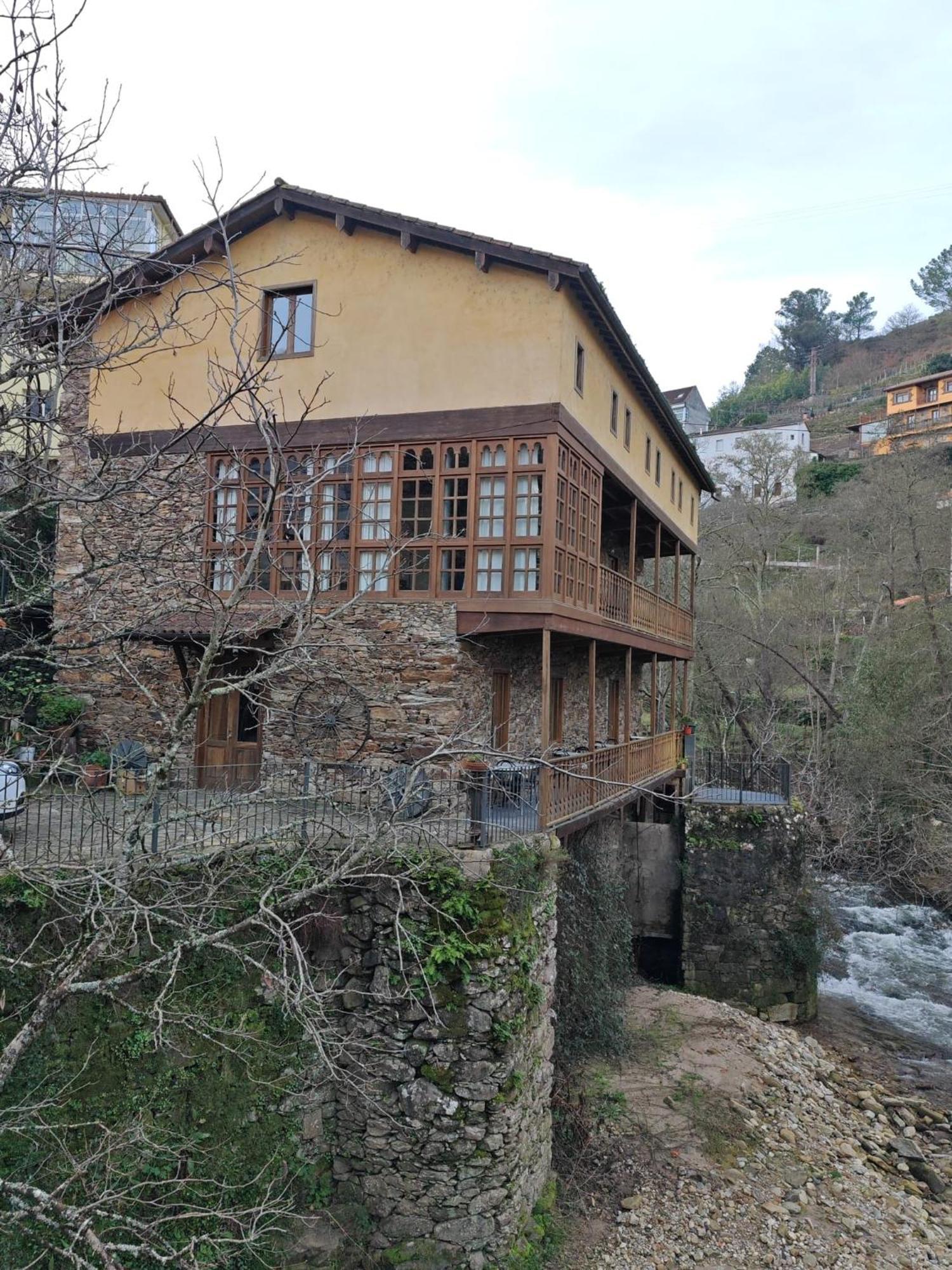 Acea Do Bubal Guest House Os Peares ภายนอก รูปภาพ